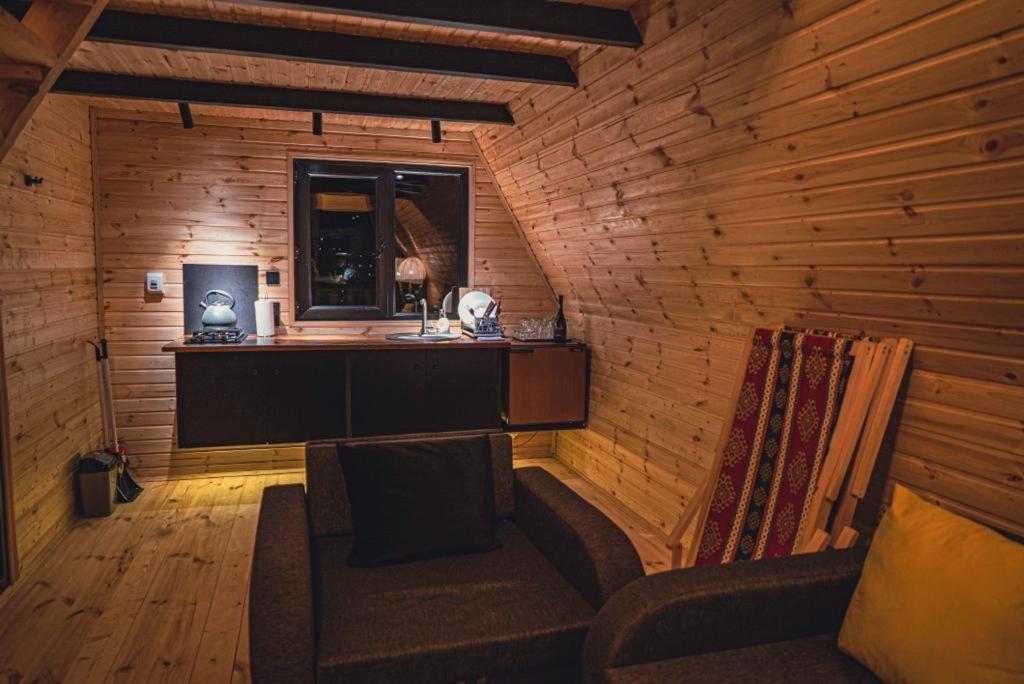 Little Wood House Gergeti Villa คัซเบกี ภายนอก รูปภาพ